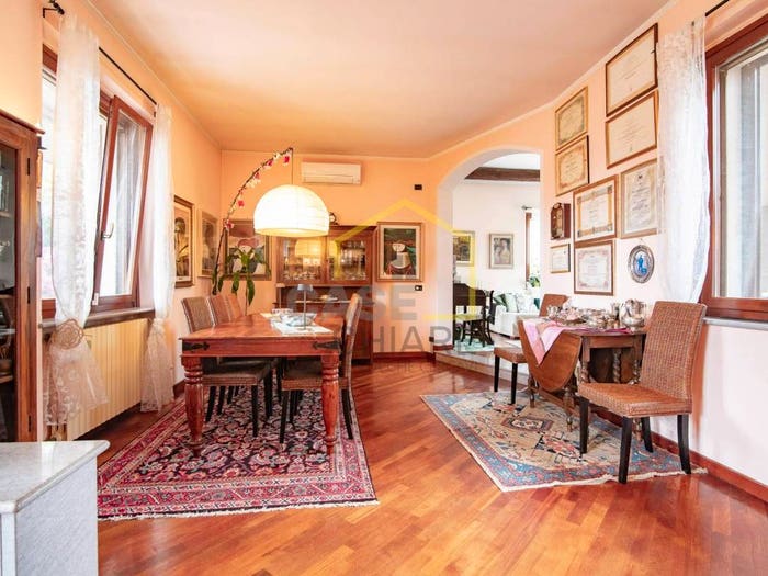 Casa con 5 locali in vendita in Via Amerigo Vespucci, Centro, Gropello Cairoli