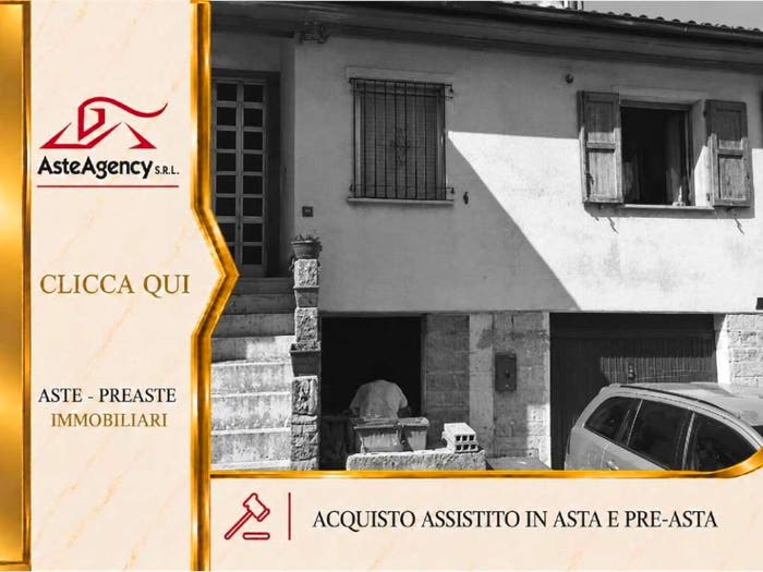Appartamento con 6 locali in vendita in Via Cupra, Centro, Nocera Umbra