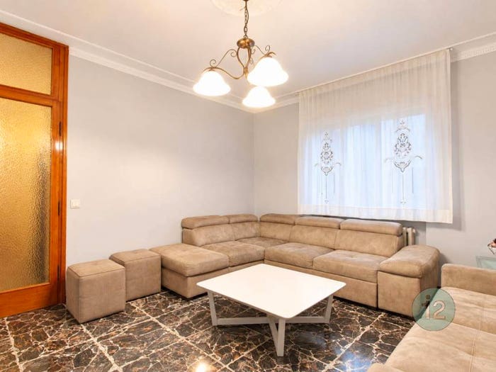 Appartamento quadrilocale in vendita in Via Piave, Centro, Mirandola