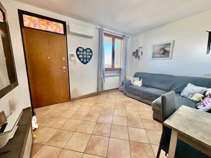 Appartamento trilocale in vendita in Via Palazzina, Montaione