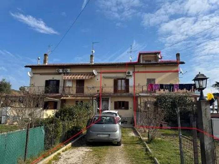 Casa con 6 locali in vendita in Via Palica Tiburzi No Number, Tarano