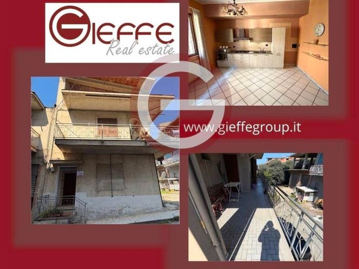 Casa con 5 locali in vendita in Melicucco