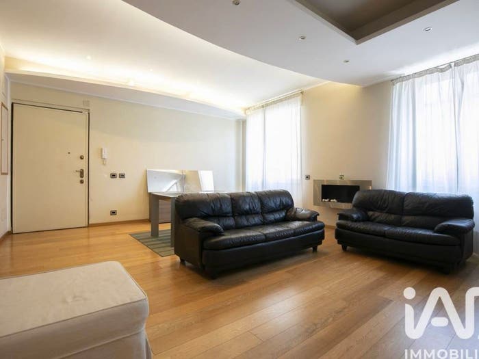 Appartamento con 6 locali in vendita in Via Monticelli, Marassi, Genova