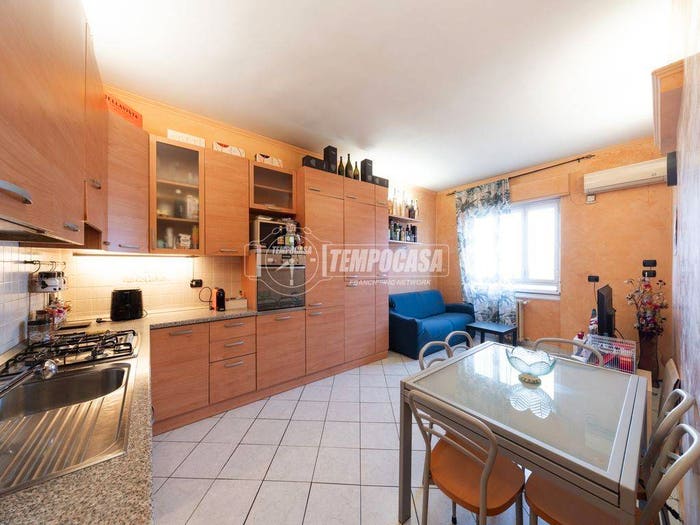 Appartamento trilocale in vendita in Via Fratelli Bandiera, Taccona, Muggiò
