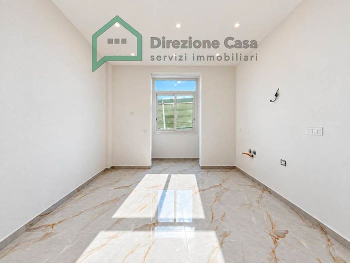 Appartamento trilocale in vendita in CORSO MALTA, Arenaccia, Napoli
