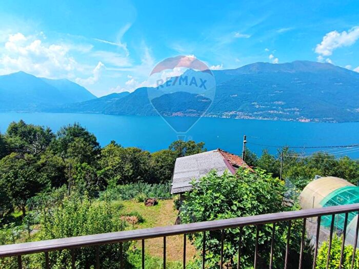 Appartamento con 6 locali in vendita in via frazione gora, Centro, Bellano