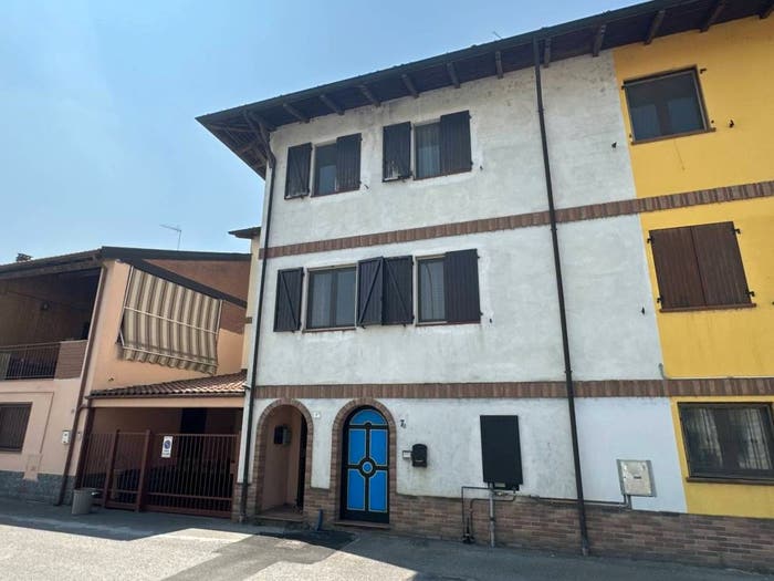 Casa con 5 locali in vendita in Via Fratelli Rosselli, Centro, Mede