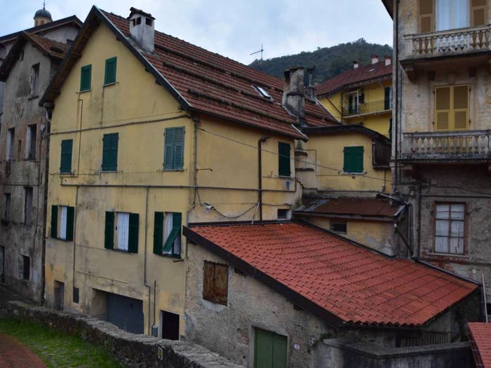 Appartamento quadrilocale in vendita in Via Valle Gargassa, Rossiglione