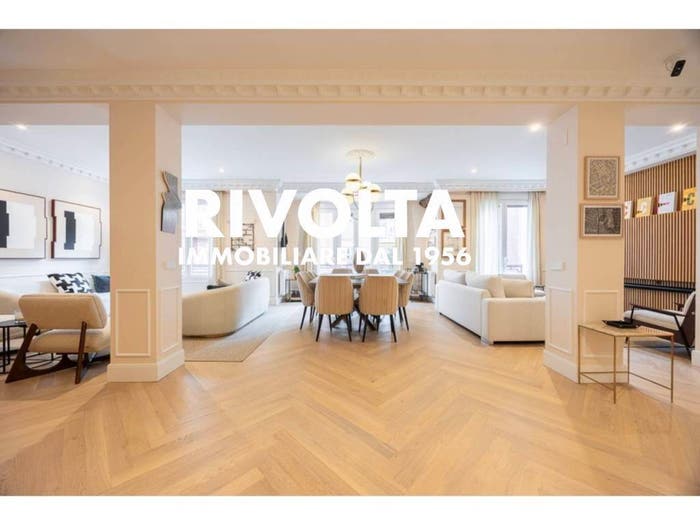 Appartamento con 6 locali in vendita in Viale Vaticano, Borgo, Roma