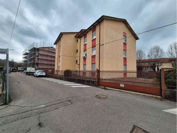 Appartamento trilocale in vendita in Via Matteotti, Centro, Lurate Caccivio