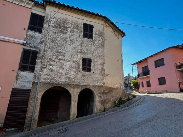 Casa con 5 locali in vendita in Via Cupa, Magione