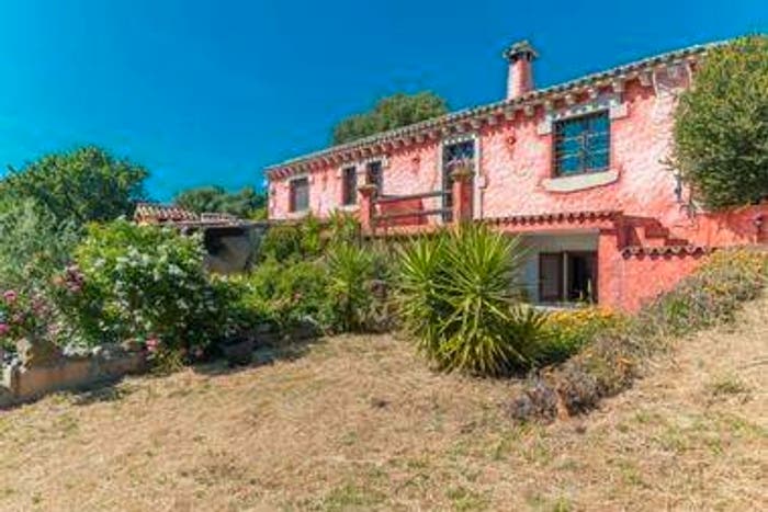 Casa con 6 locali in vendita in Via la piredda, Arzachena Paese, Arzachena