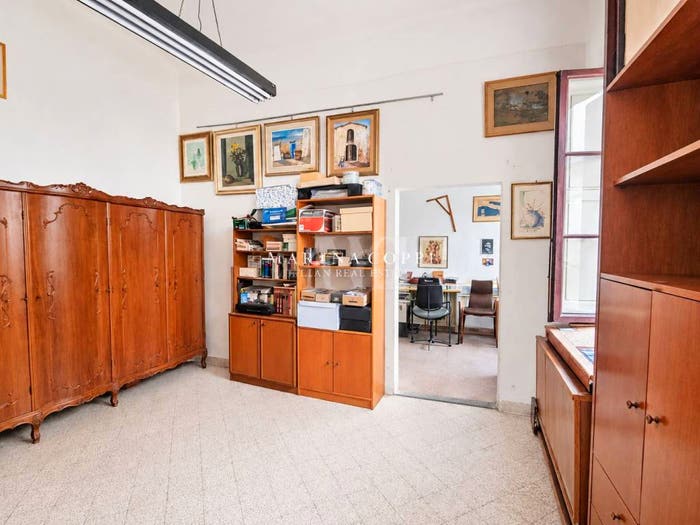 Appartamento con 6 locali in vendita in Signoria Uffizi, Firenze