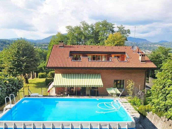 Casa con 5 locali in vendita in Via ai Boschi, Bizzarone