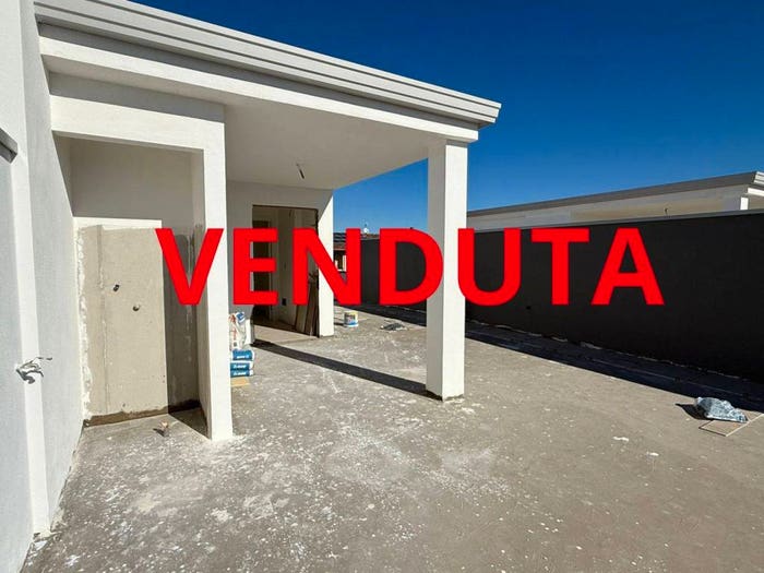 Casa con 5 locali in vendita in Via Carlo Pezone, Parete