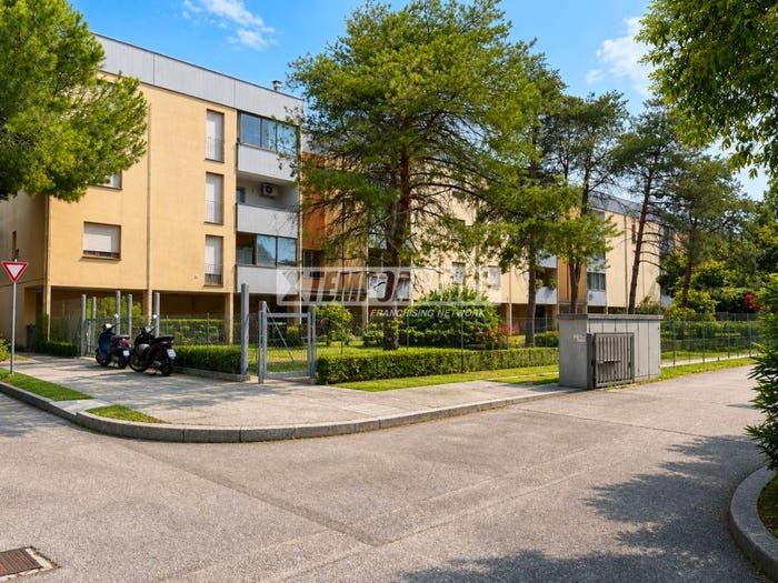 Appartamento quadrilocale in vendita in Via Tacito C, Pinarella, Cervia