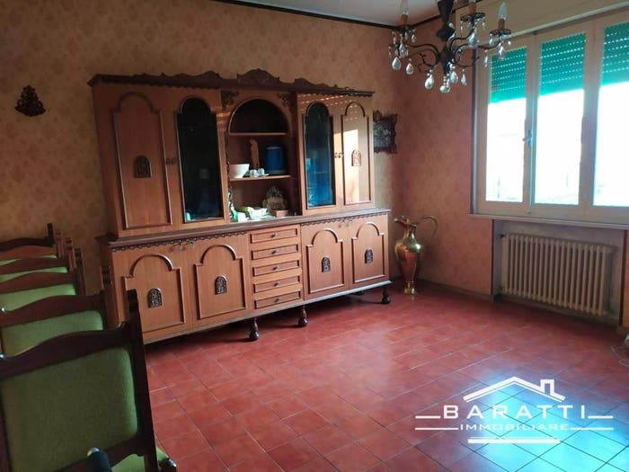 Casa con 6 locali in vendita in San Giovanni del Dosso