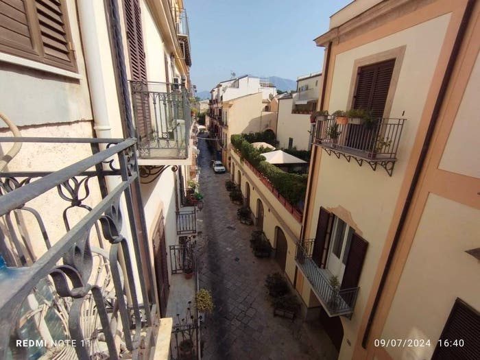 Appartamento trilocale in vendita in Via della Vetriera, Kalsa, Palermo