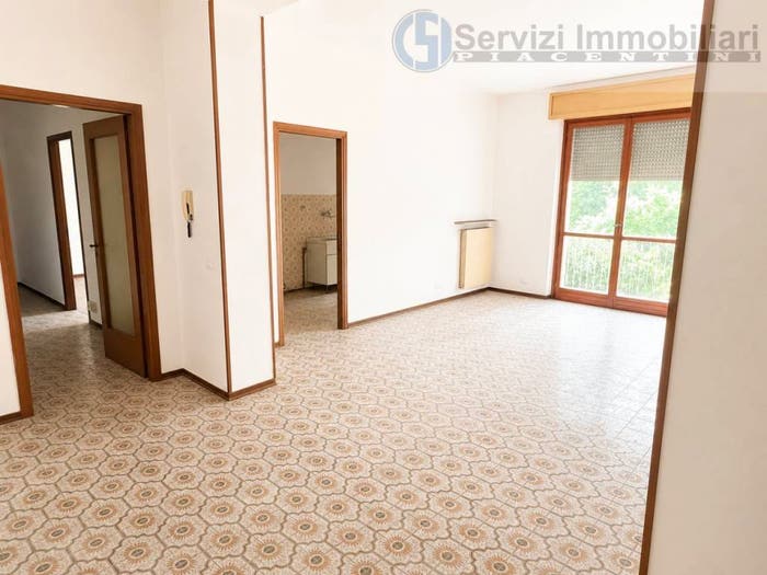 Appartamento trilocale in vendita in Centro, Caorso