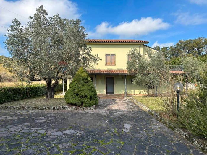 Casa con 6 locali in vendita in Via Madonna delle Grotte, Rocchetta Nuova, Rocchetta a Volturno