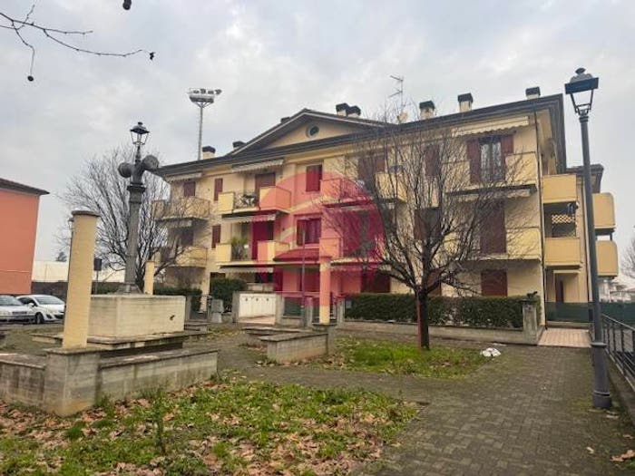 Appartamento trilocale in vendita in Via Nazario Sauro, Gambettola