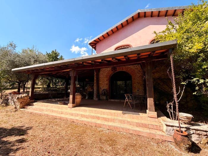 Casa bilocale in vendita in Via della Croce, Morolo
