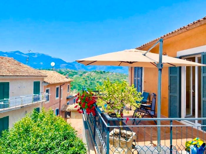 Appartamento con 6 locali in vendita in Via Capitano Federico Ciccodicola, Centro, Arpino