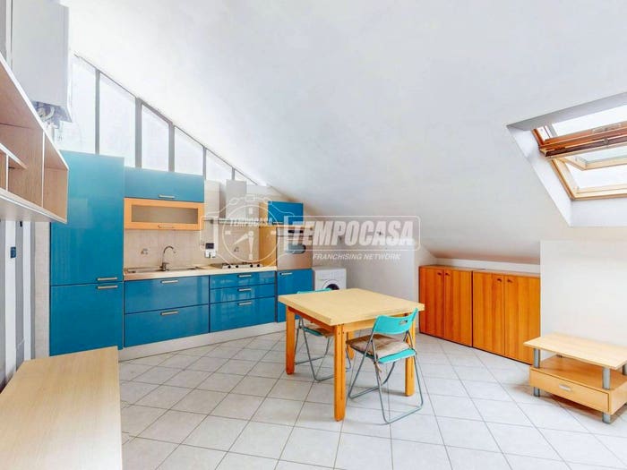 Appartamento bilocale in vendita in Via dei Fraschei, Centro, Orbassano