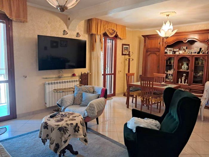 Appartamento quadrilocale in vendita in Via Etnea, Carlentini Nord, Carlentini