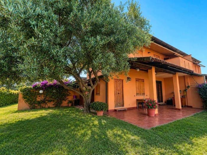 Casa trilocale in vendita in via dei Tulipani, Bella Farnia, Sabaudia