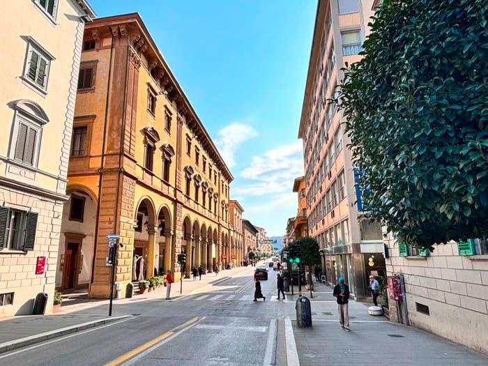 Appartamento trilocale in vendita in Via Roma, Porta Crucifera, Arezzo