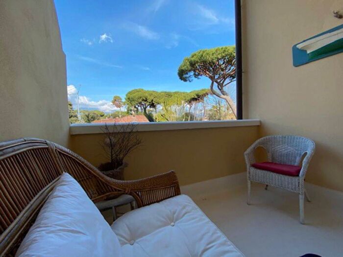 Appartamento con 5 locali in vendita in Roma Imperiale, Forte dei Marmi