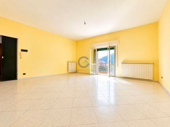 Appartamento quadrilocale in vendita in Viale dei Feaci, Squillace Lido, Squillace