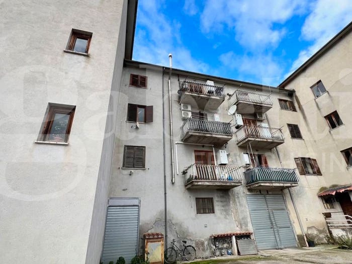 Appartamento quadrilocale in vendita in Via Taschini, Civita Castellana