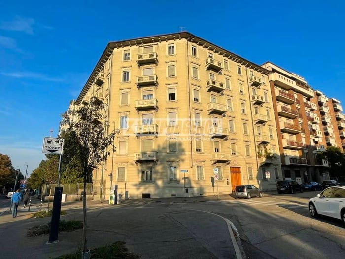 Appartamento trilocale in vendita in Via Luigi Cibrario, Campidoglio, Torino