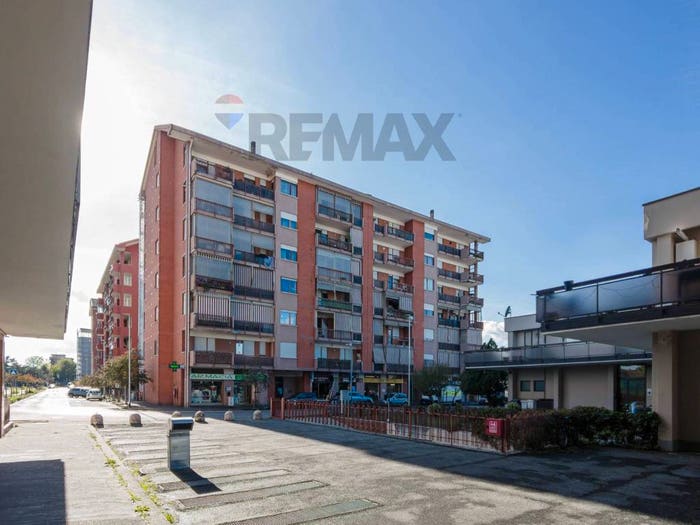 Appartamento quadrilocale in vendita in via Portalupi, Villaggio Fiorito Oltre Dora, Collegno