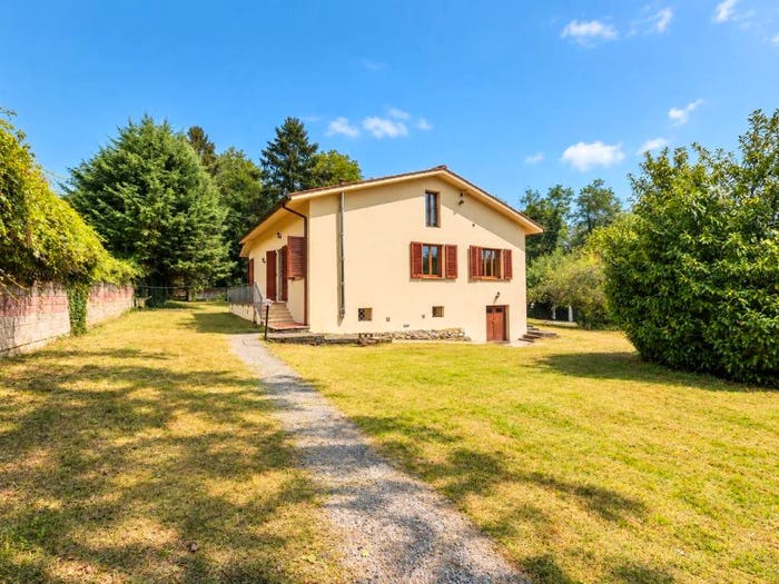 Casa con 5 locali in vendita in Via Goraiolo, Marliana