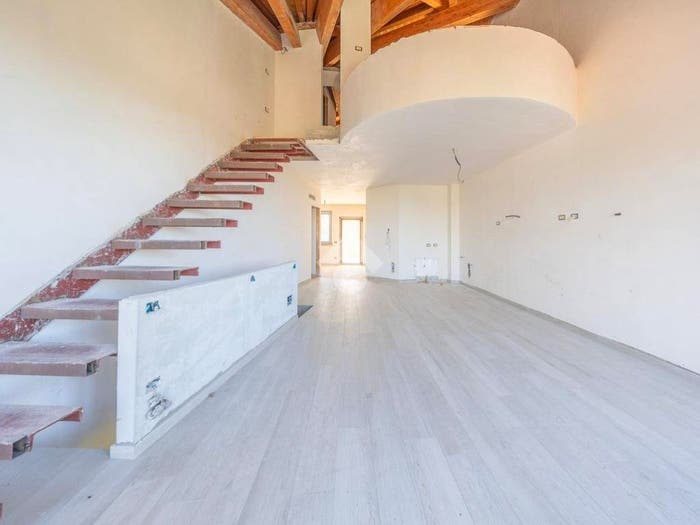 Casa quadrilocale in vendita in Via Leonardo da Vinci, Centro, Monte Porzio Catone