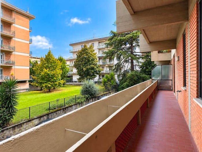 Appartamento con 6 locali in vendita in Via Svizzera, Europa, Firenze
