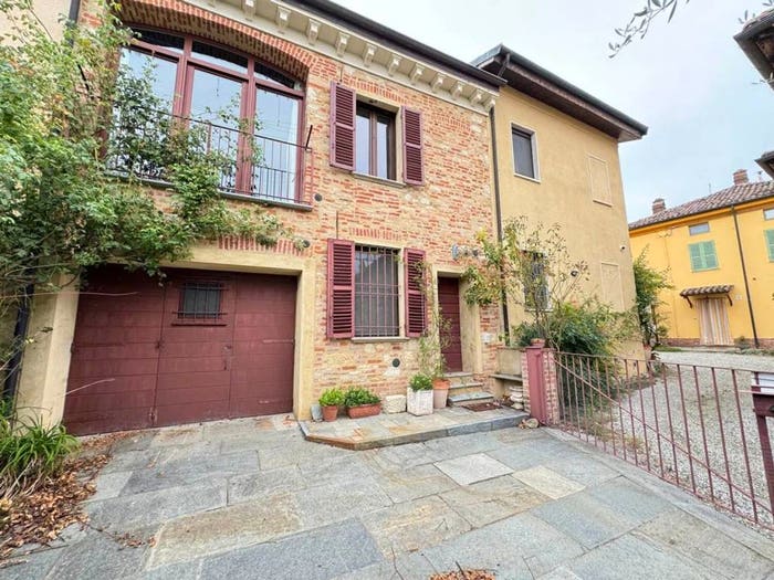 Casa quadrilocale in vendita in Via Dei Coppi, Cella Monte