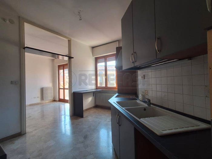 Appartamento con 6 locali in vendita in Via Gabriele D'Annunzio, Viale Verona, Vicenza