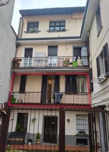 Appartamento bilocale in vendita in Via Monte Grappa, Centro, Ponte Lambro