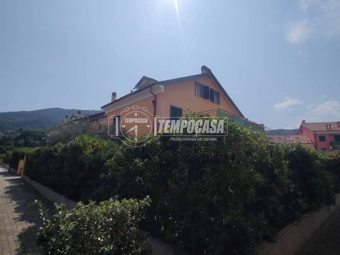 Appartamento trilocale in vendita in Via MOLINERI, Molino Nuovo, Andora