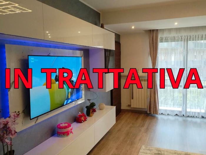 Appartamento trilocale in vendita in Viale Italia, Centro, Costa di Mezzate