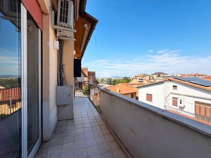 Appartamento quadrilocale in vendita in Via Alessandrini G, Centro, Montalto di Castro