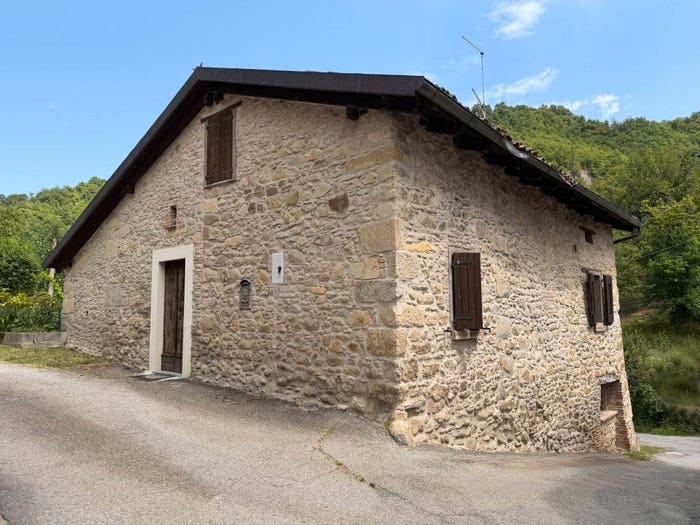 Casa bilocale in vendita in Zocca