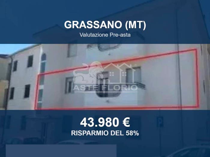 Appartamento con 5 locali in vendita in Via Matera, Grassano