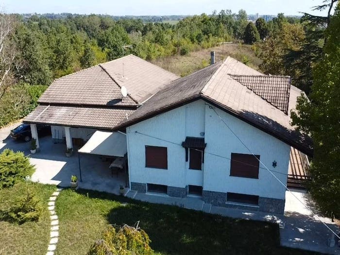 Casa con 6 locali in vendita in Strada Giuseppe Cavanenghi, Corso Torino, Asti