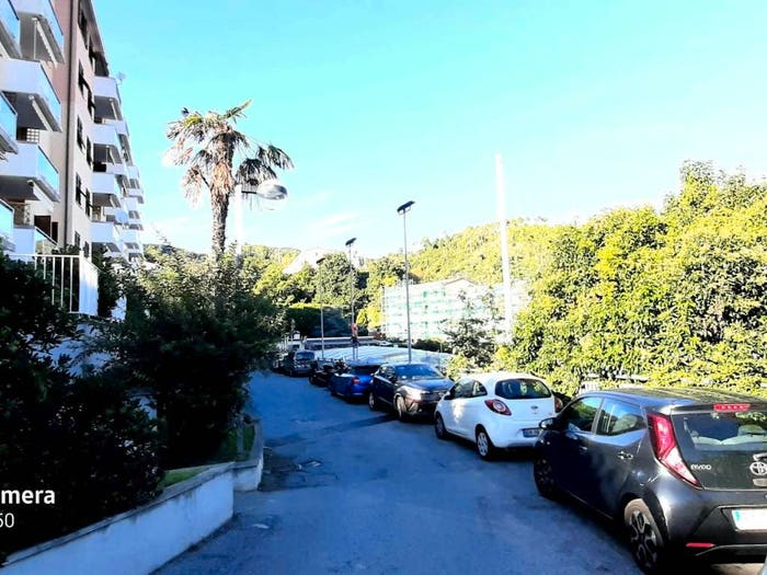 Appartamento trilocale in vendita in Viale Villa Gavotti, Multedo, Genova