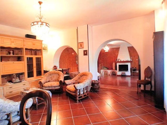 Casa quadrilocale in vendita in Via Roma, Centro, Cereseto